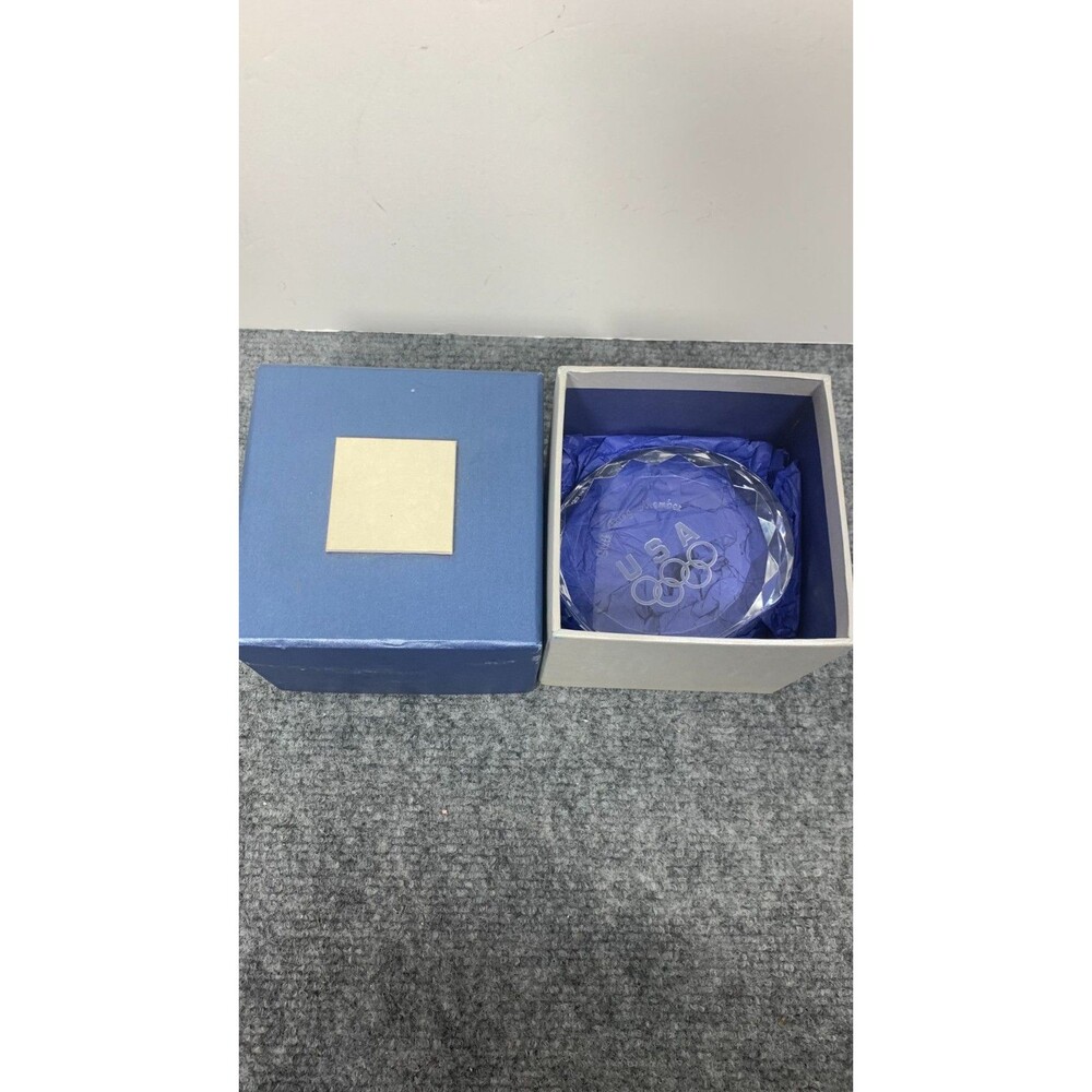 Paperweight USA Olympics Six Ring Member Crystal Glass Collectible READ